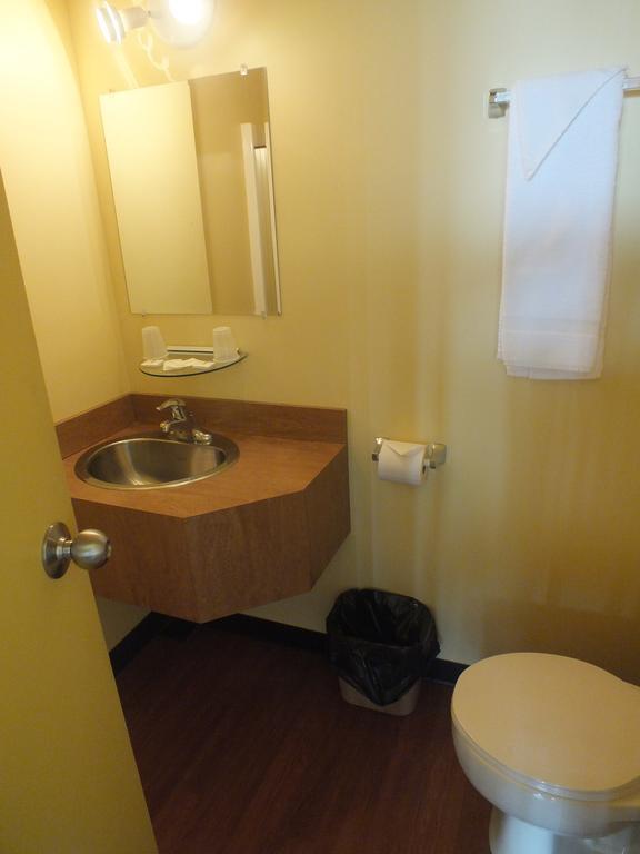 Residences Campus Notre-Dame-De-Foy Saint-Augustin-de-Desmaures Room photo